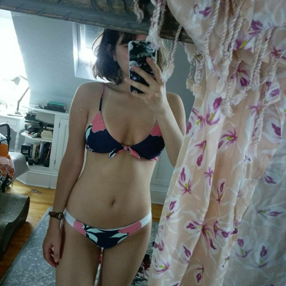 aila blue bikini set